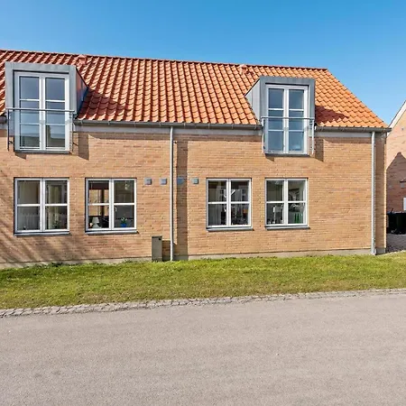 Vakantiehuis Gorgeous In With Kitchen